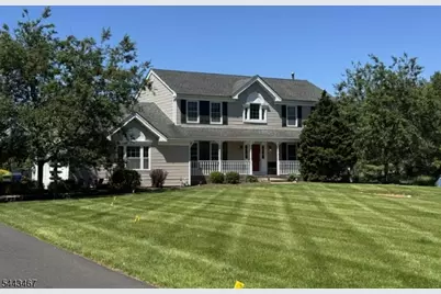 3 Perry Ct, Raritan Township, NJ 08822 - Photo 1