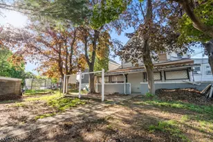 241 E Central Ave, Alpha, NJ 08865 - Photo 15