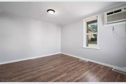 241 E Central Ave #B, Alpha, NJ 08865 - Photo 7
