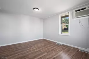 241 E Central Ave, Alpha, NJ 08865 - Photo 7