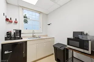 25 Green Village Rd, Madison, NJ 07940 - Photo 21