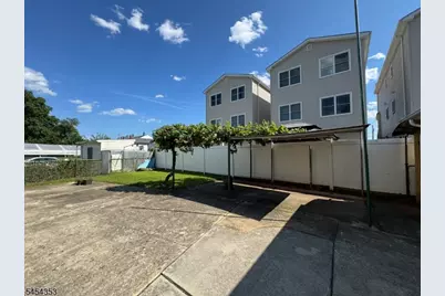 1386 Lower Rd, Elizabeth, NJ 07208 - Photo 19