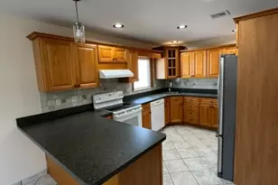 1386 Lower Rd, Elizabeth, NJ 07208 - Photo 5