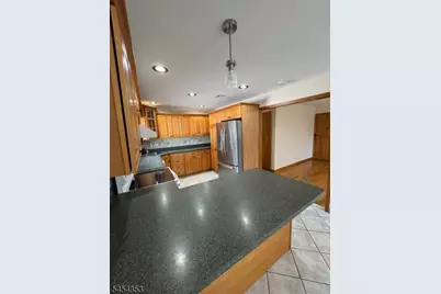 1386 Lower Rd, Elizabeth, NJ 07208 - Photo 7