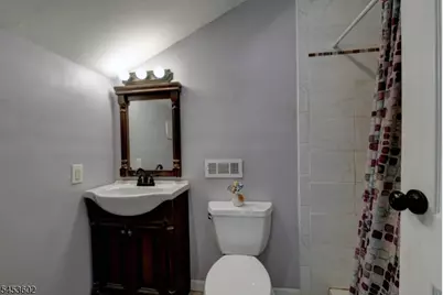 18 Arthur Rd, Lincoln Park, NJ 07035 - Photo 15