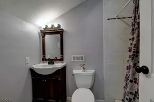 18 Arthur Rd, Lincoln Park, NJ 07035 - Photo 15