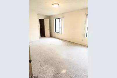 120 Park Gate Dr, Edison Twp., NJ 08820 - Photo 15