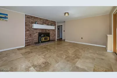 460 Laurel Ln, Kinnelon, NJ 07405 - Photo 25