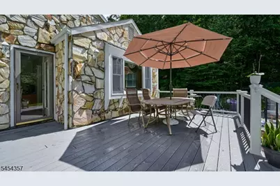 460 Laurel Ln, Kinnelon, NJ 07405 - Photo 27