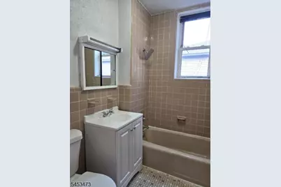 101-105 Page Ave #103, Lyndhurst Township, NJ 07071 - Photo 7