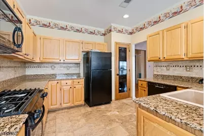 23 Crescent Rd, Old Bridge Township, NJ 08857 - Photo 7
