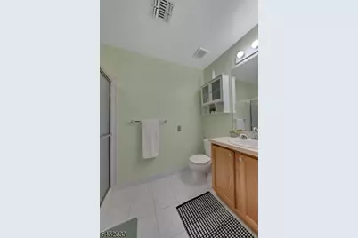 326 Winthrop Dr, Nutley, NJ 07110 - Photo 17