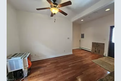 42 Washington Pl, East Rutherford, NJ 07073 - Photo 3