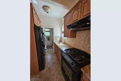 42 Washington Pl, East Rutherford, NJ 07073 - Photo 17