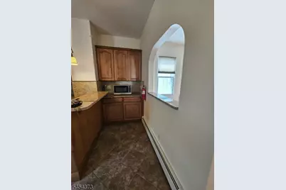 42 Washington Pl, East Rutherford, NJ 07073 - Photo 15
