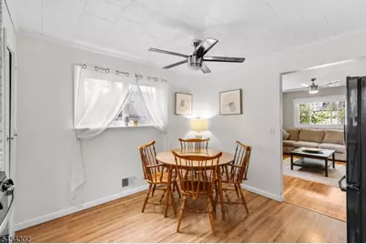34 Roosevelt Ave, Parsippany, NJ 07034 - Photo 11