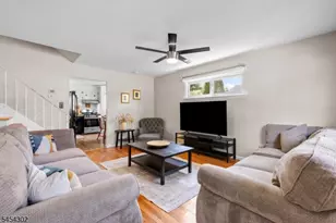34 Roosevelt Ave, Parsippany, NJ 07034 - Photo 7