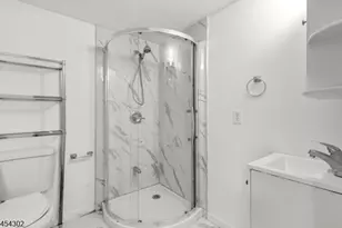 34 Roosevelt Ave, Parsippany, NJ 07034 - Photo 21