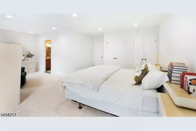45 Bond St, Bridgewater, NJ 08807 - Photo 15