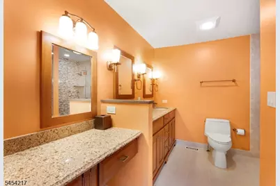 45 Bond St, Bridgewater, NJ 08807 - Photo 17