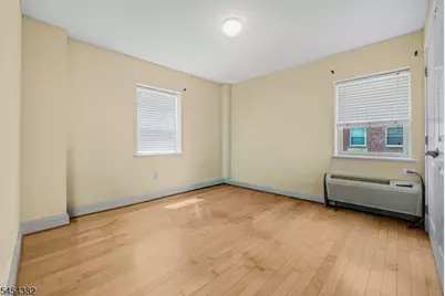 70 S Munn Ave #808, East Orange, NJ 07018 - Photo 9