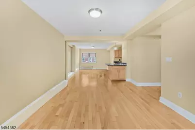 70 S Munn Ave #808, East Orange, NJ 07018 - Photo 3