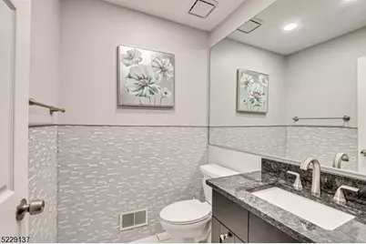 131 Bonney Ct, Bridgewater, NJ 08807 - Photo 19