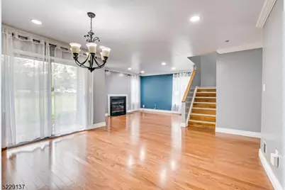 131 Bonney Ct, Bridgewater, NJ 08807 - Photo 15