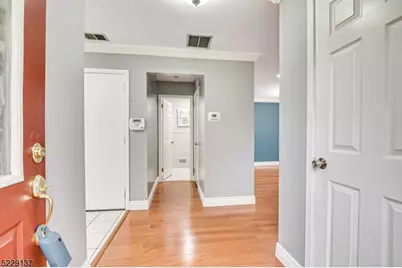 131 Bonney Ct, Bridgewater, NJ 08807 - Photo 5