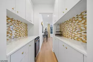 25 Sichel Ct, West Orange Township, NJ 07052 - Photo 11