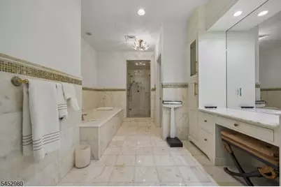 25 Sichel Ct, West Orange Township, NJ 07052 - Photo 37