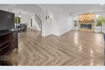 6 Tyler Ct, Clifton, NJ 07012 - Photo 3