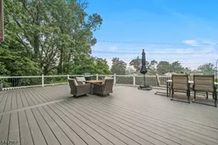 6 Tyler Ct, Clifton, NJ 07012 - Photo 25