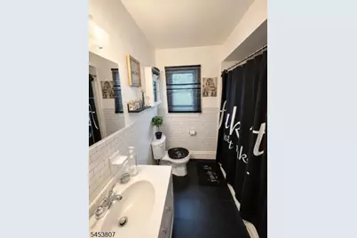 52 Valley St, Newark, NJ 07106 - Photo 15