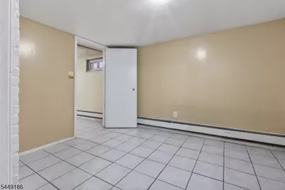 33 Vreeland Ave, Passaic, NJ 07055 - Photo 27