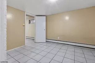 33 Vreeland Ave, Passaic, NJ 07055 - Photo 27