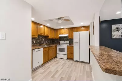 714 E Elm Ave, Lindenwold, NJ 08021 - Photo 5