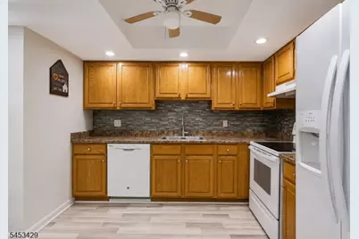 714 E Elm Ave, Lindenwold, NJ 08021 - Photo 7