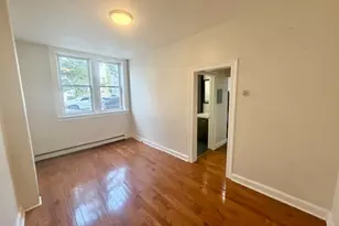 99 1A Pine St, Montclair, NJ 07042 - Photo 3