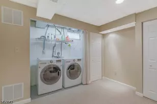 416 Willow Ct, Raritan Township, NJ 08822 - Photo 25