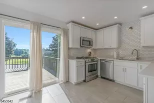 416 Willow Ct, Raritan Township, NJ 08822 - Photo 9