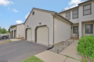 416 Willow Ct, Raritan Township, NJ 08822 - Photo 27