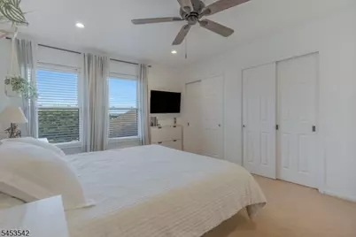 416 Willow Ct, Raritan Township, NJ 08822 - Photo 15
