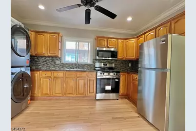 420 Lakeview Ave, Clifton, NJ 07011 - Photo 5
