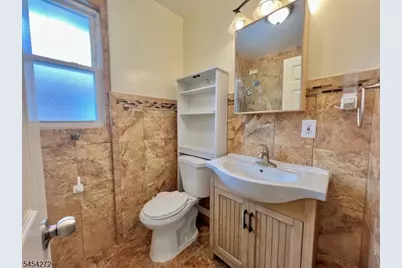 420 Lakeview Ave, Clifton, NJ 07011 - Photo 17