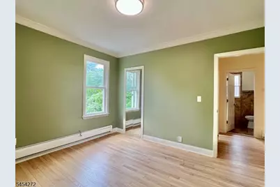 420 Lakeview Ave, Clifton, NJ 07011 - Photo 9