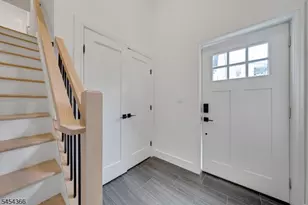 20 Lexington Ave, Montclair, NJ 07042 - Photo 3