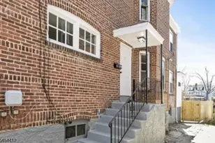 57 Sanhican Dr, Trenton, NJ 08618 - Photo 1