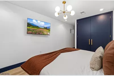 245 Summit Ave, Jersey City, NJ 07304 - Photo 19
