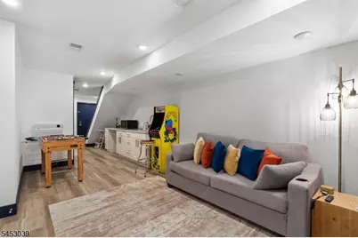 245 Summit Ave, Jersey City, NJ 07304 - Photo 13